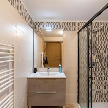 Le Nid Des Pyrenees - Proche Des Angles Fontrabiouse